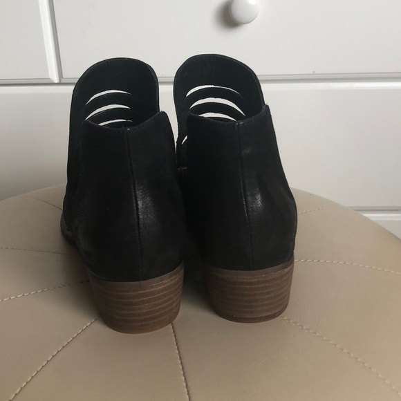 Booties - Picture 4 of 5